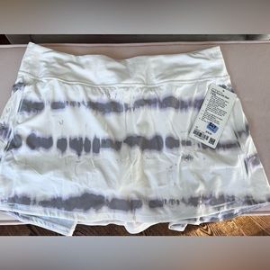 Lulu lemon Pace Rival MR Skirt long size 12 nwt
